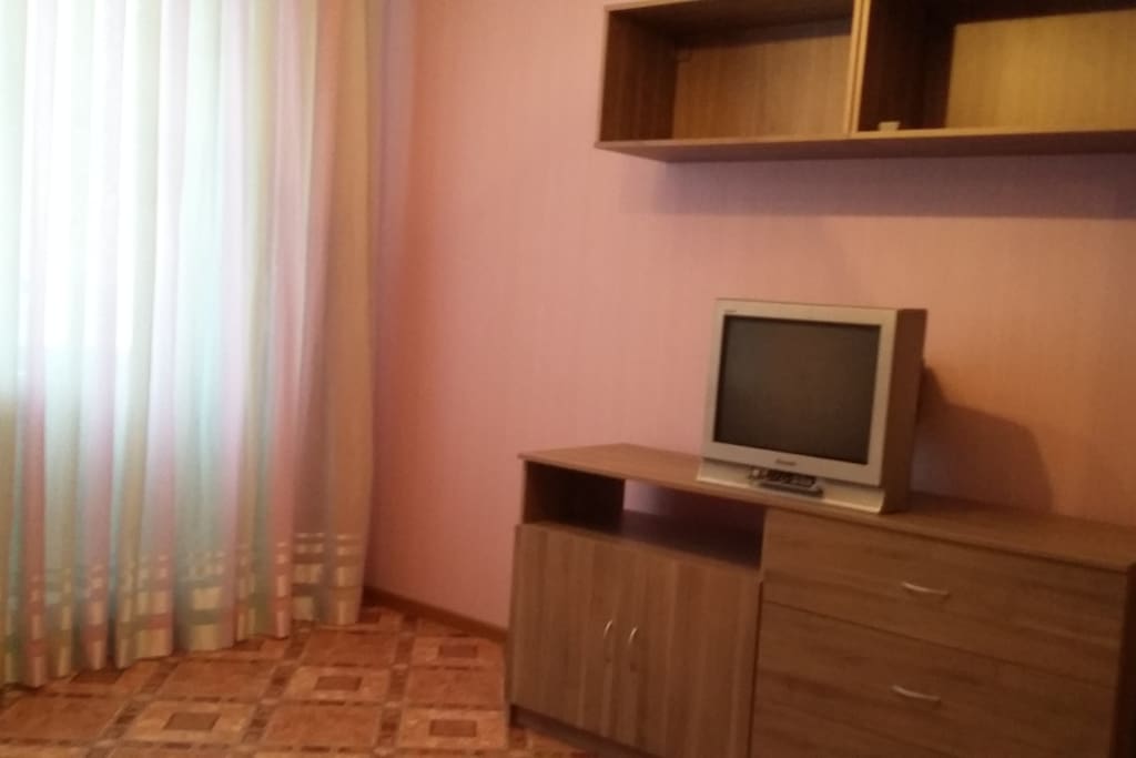 Спальня с балконом