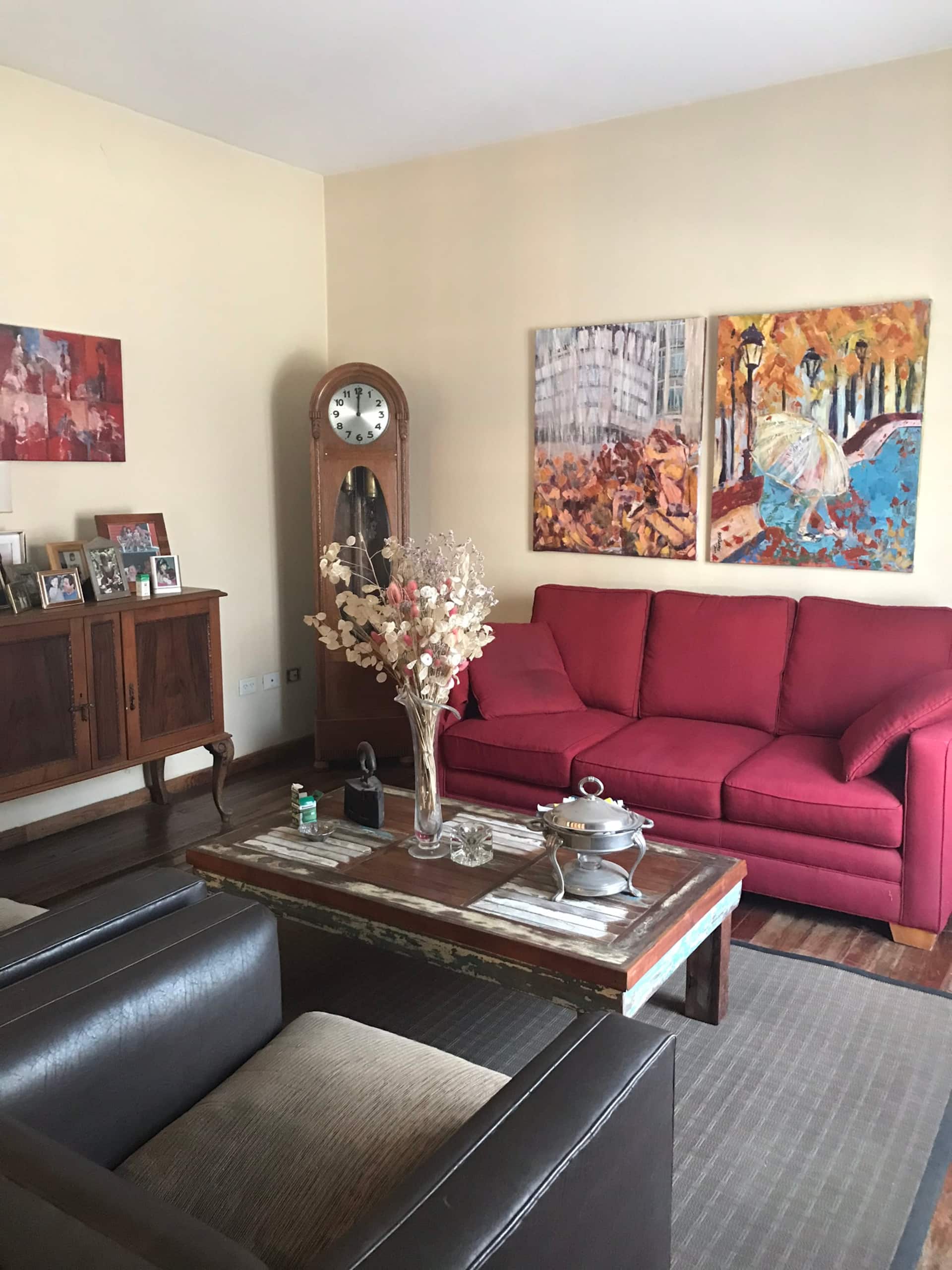 Casa inteira com 4 dormitórios em Olivos