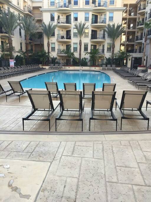 Main large pool
