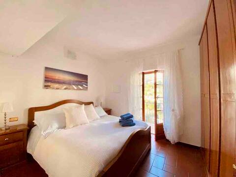Il Tramonto - Holiday House   CITR 011030 CAV 0016