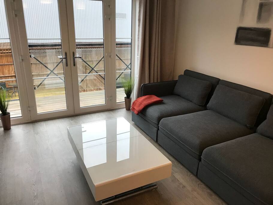 Living Room LIVESMART Extendable Coffee to Dining Table