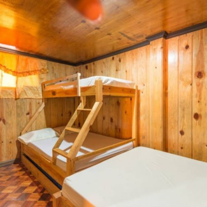 Bedroom 2 with queen bed, bunk bed has double lower and upper single mattress, roll away single bed. Sleeps 6.