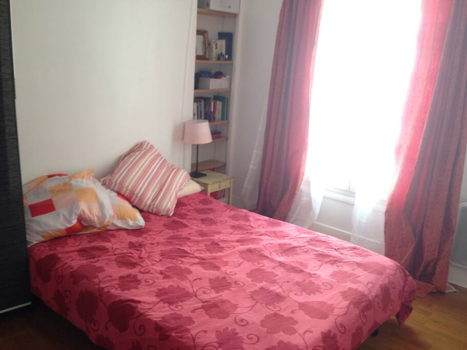 La chambre, zéro lumière garantie!