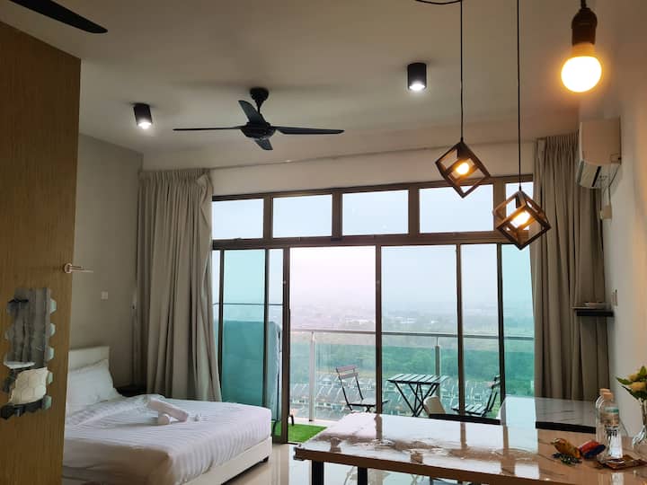 Taman Mount Austin Holiday Rentals & Homes Taman Mount Austin, Johor