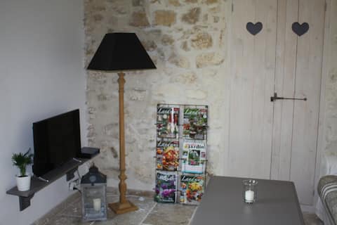 Airbnb performant: Gîte in an old farmhouse, 2 minutes from Pernes à Pernes Les Fontaines