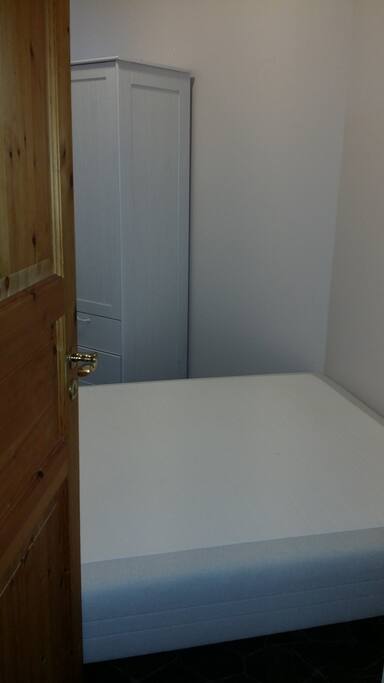 1 room