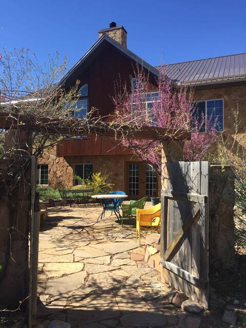 Kolob Canyons Guest House near Zion National Park