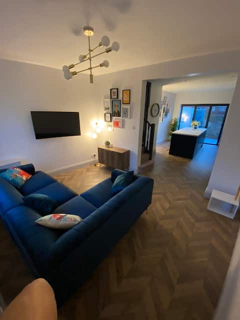 Top Airbnb: Beautiful townhouse within the city walls in York