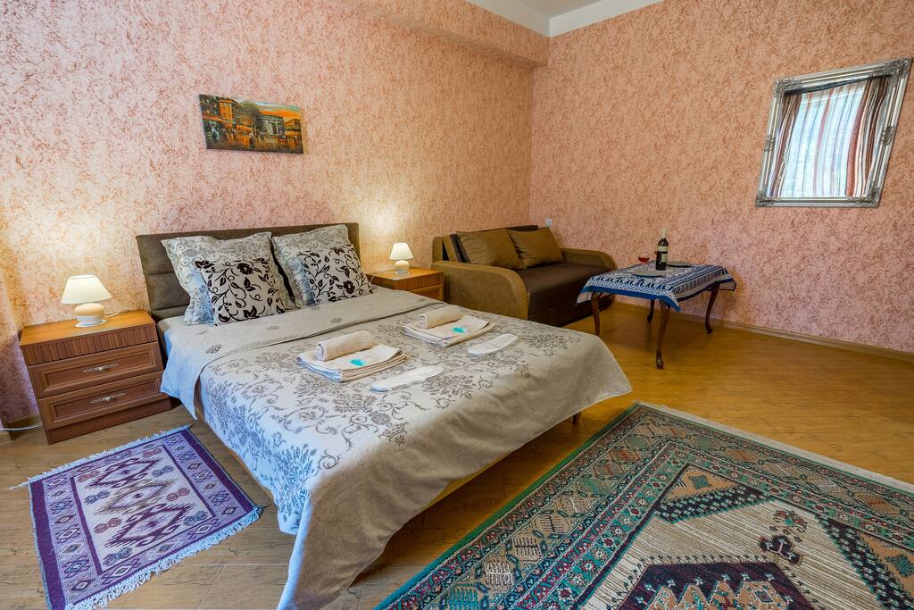 Room N 1