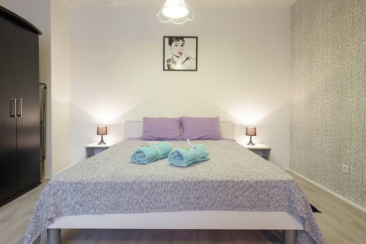 Audrey Studio - Central, Quiet, Sunny, Clean