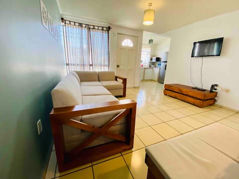 FULL HOUSE Pet Friendly in a Closed Condo