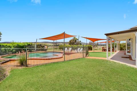Windsors Edge Estate