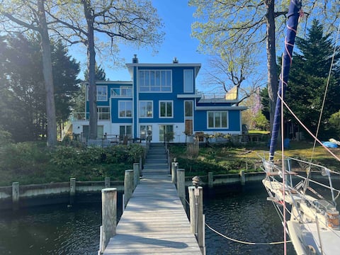 Waterfront Sailors Retreat - Luxury home Annapolis