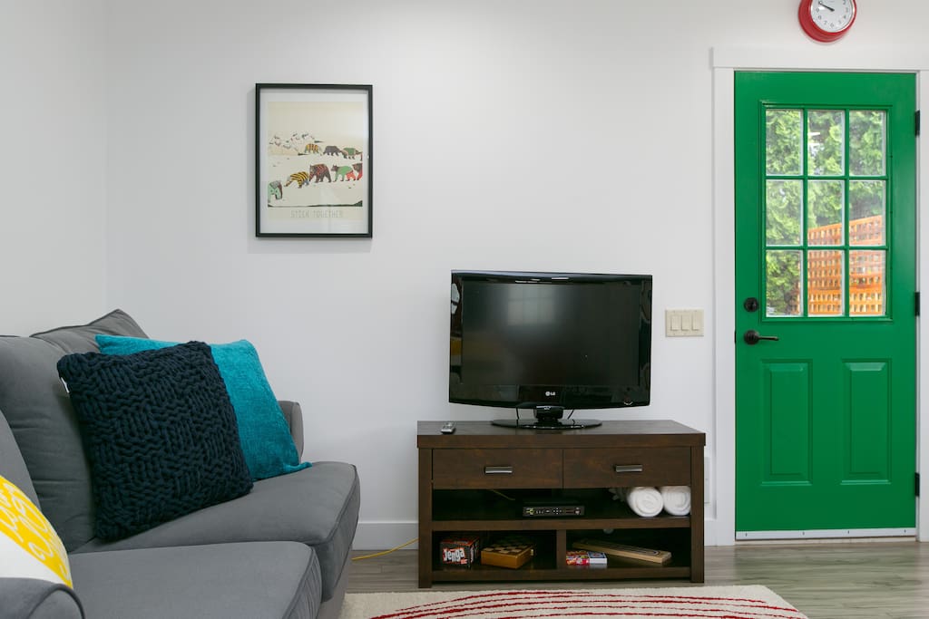Enjoy sitting back and getting cozy while watching Telus Optik HDTV!