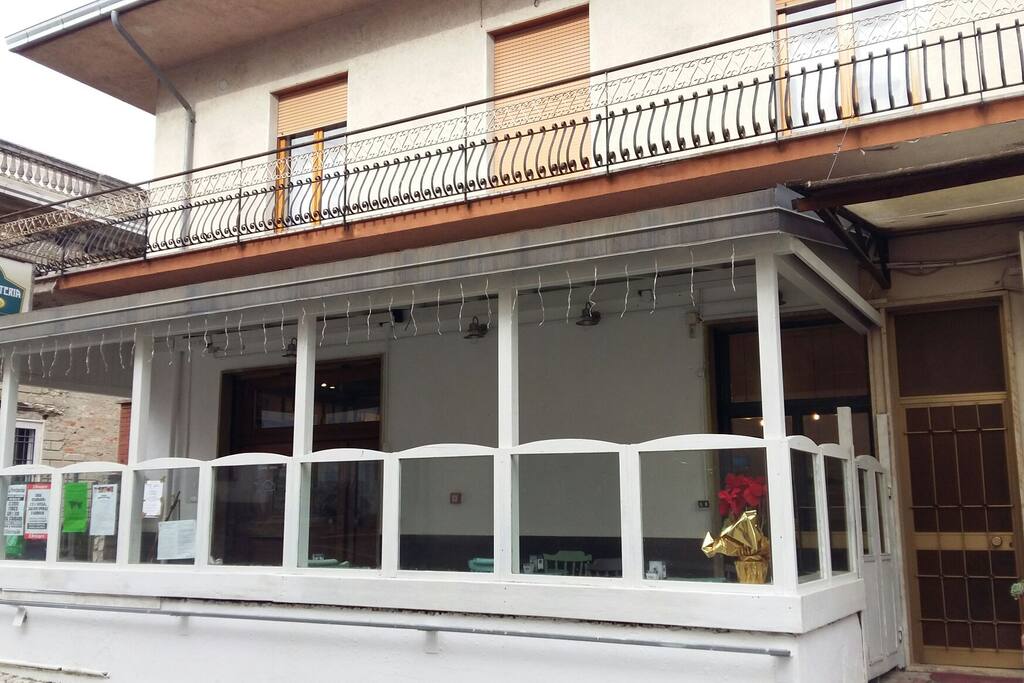 Visuale esterna ingresso appartamento