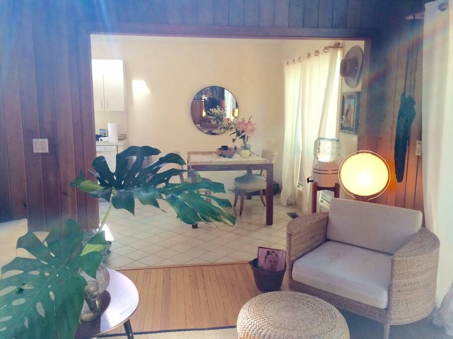 kitchen/living rm