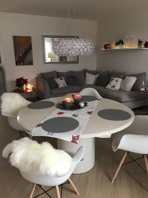 Wohn- Esszimmer