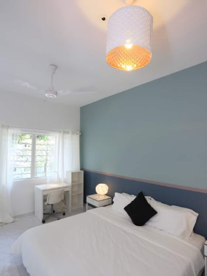 House In Holland Village (4rooms Up To 6pax) - Singapore