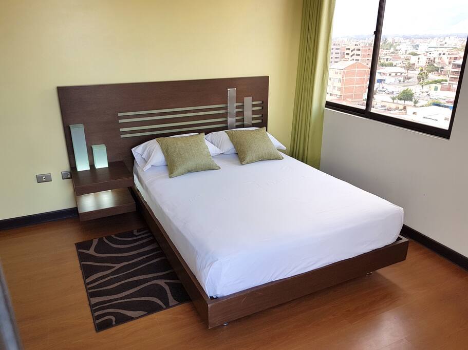 Suite Matrimonial con bano privado y acceso a la terraza