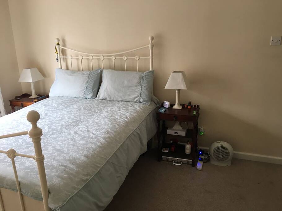 Cozy double bed