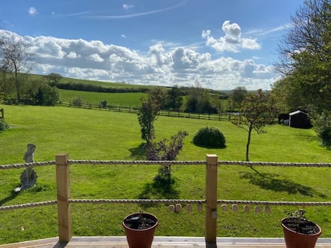 Popular Airbnb listing: Countryside lodge within the heart of North Devon! in Torridge