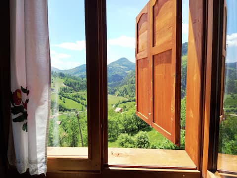 Top Airbnb: Wooden House Suska 1 (Šuška Wooden Houses) in Бајина Башта