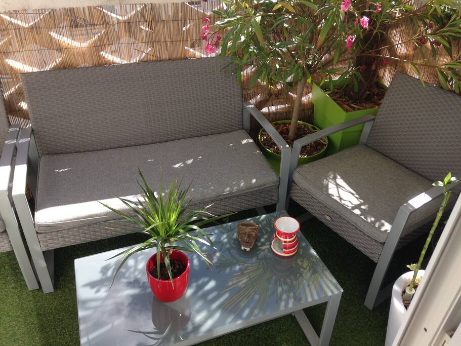Balcon fumeur aménagé