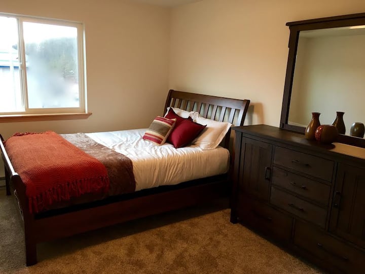 Second room with queen bed. 
