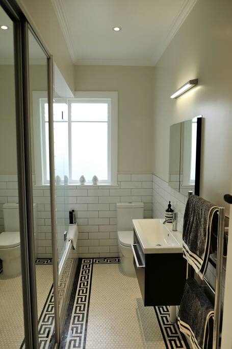 Spotless bathroom.