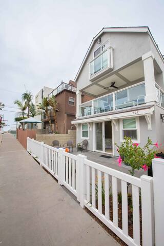 Steps to Ocean, N. Mission Beach, Bay, 3br/3ba gallery image 2