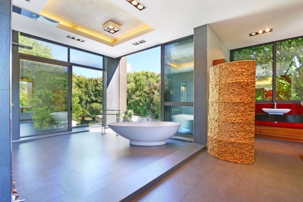 Main bedroom has a magnificent en suite bathroom