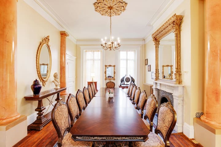 Victorian Mansion-Baltimore/Harbor/10 BR/4 cars