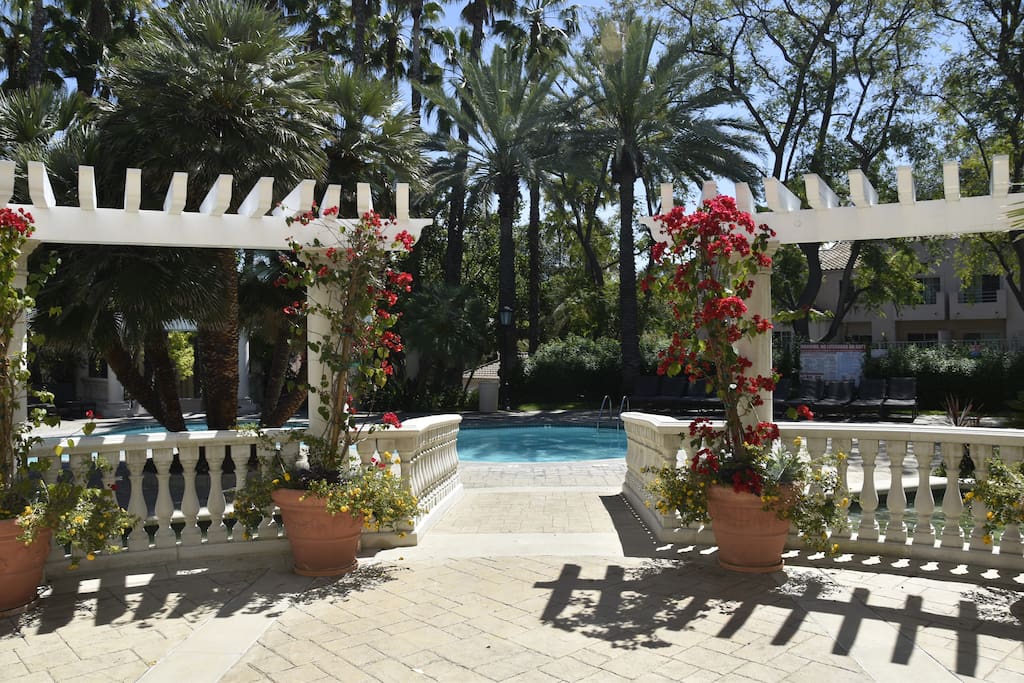 Heated Community Pool Entry