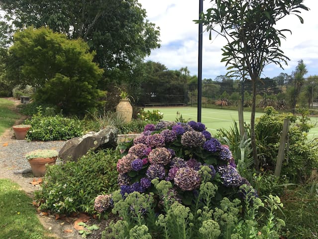 Kumeu Countryside Living