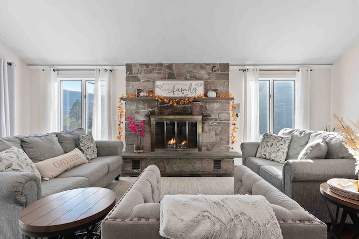 Belleayre GrandHouse 6 BRs w/Hot tub/Sauna/Game RM