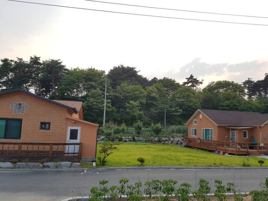 개인실에서 바라본 전원주택 전경