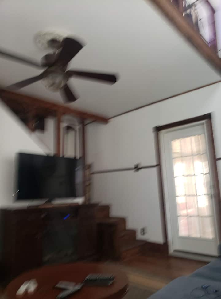 Double Loft Lodge - Upland, IN