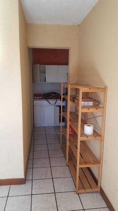 Corridor leading to the kitchen