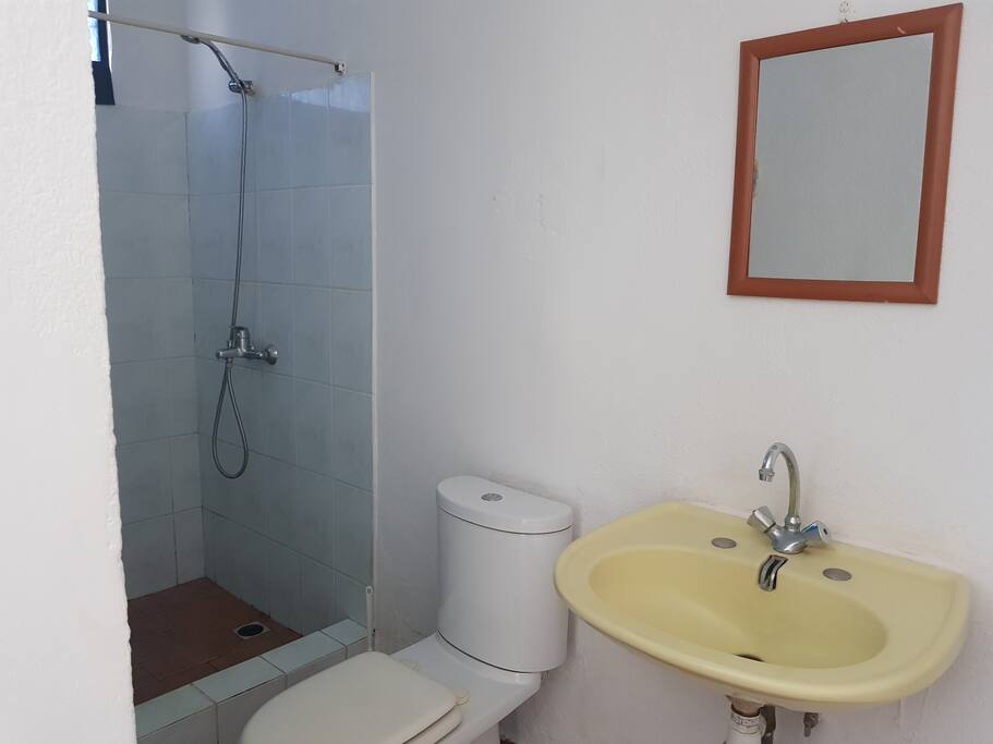 Salle de bain privative.
