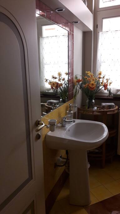 Porta Carassone - Bagno