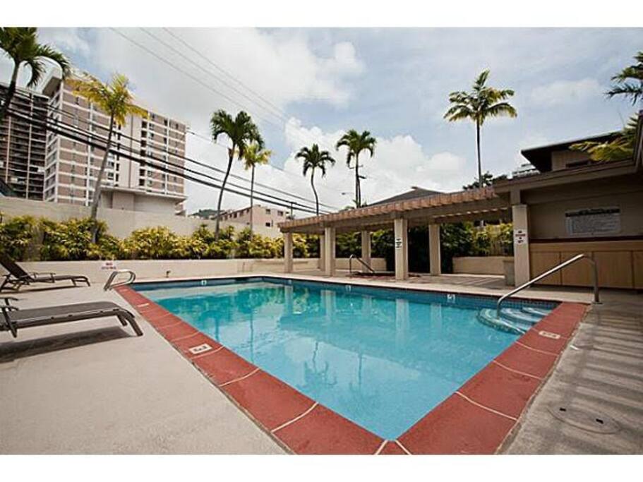 Pool and Jacuzzi
