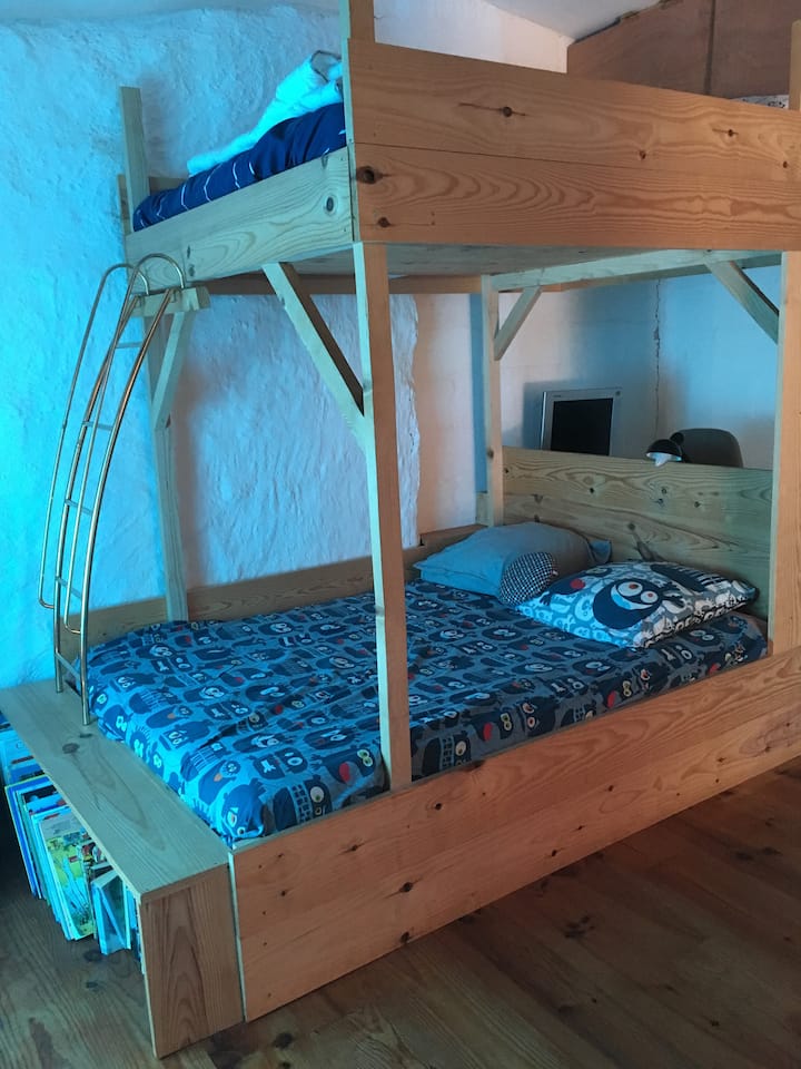 Стая за 4 души