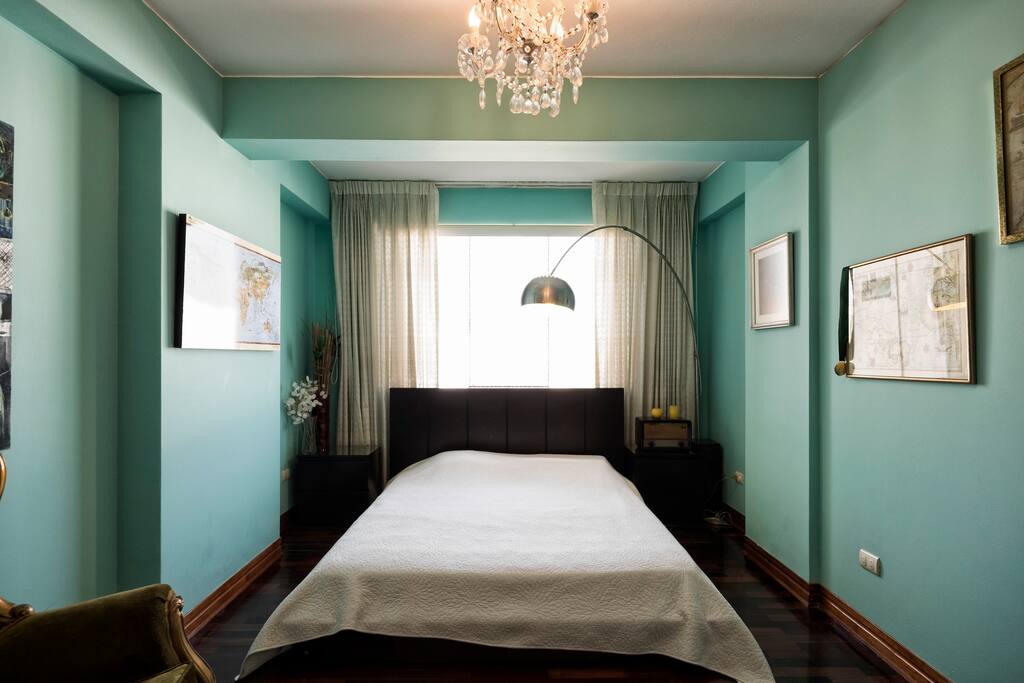 Second bedroom (Queen)