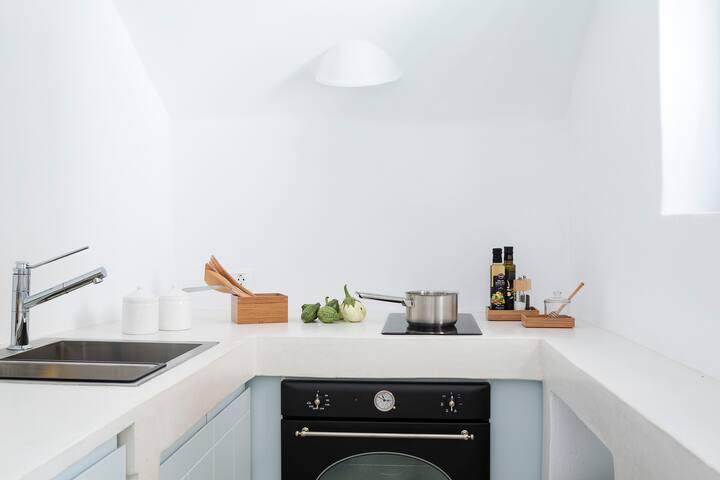 Galini – Family Villa – Two bedroom with jacuzzi gallery image 4