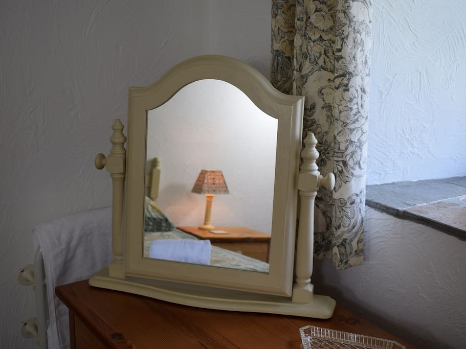 The Dressing Table in the Second Bedroom in Jasmine Cottage