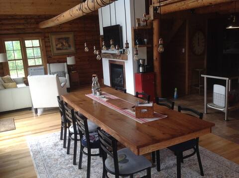 U.P. Log Cabin near snowmobile trail #3 Calumet Mi