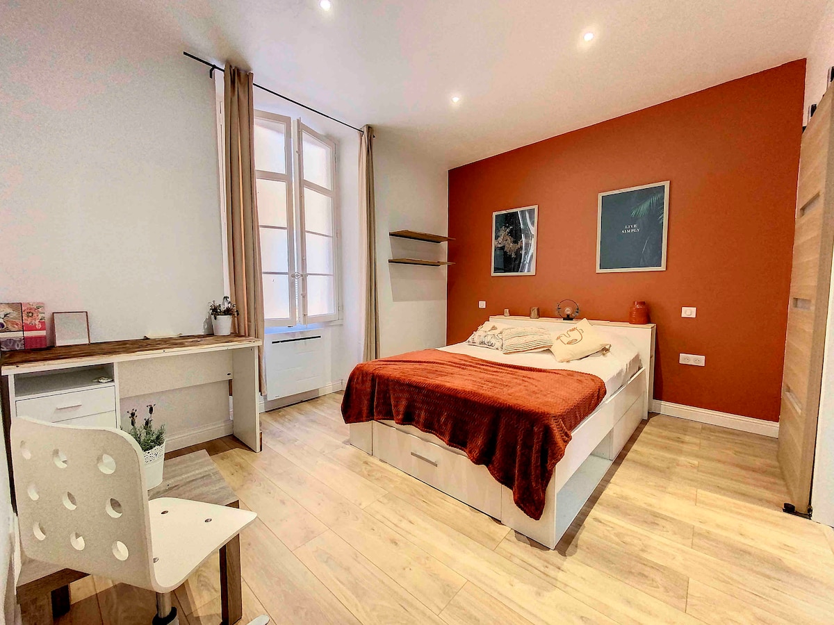 غرفة النوم 2