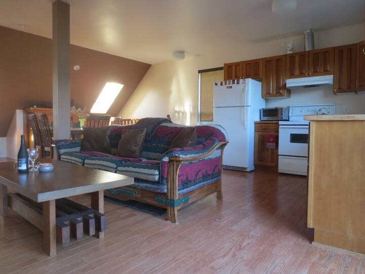 Oyster Bay Beach House Ladysmith Harbour Cabins for Rent in