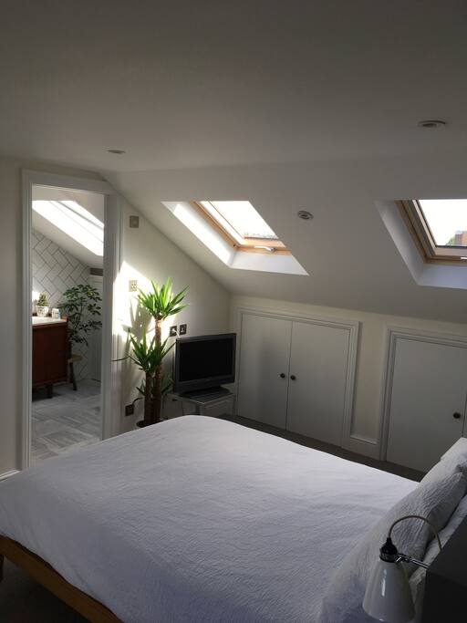Sliding door to bathroom