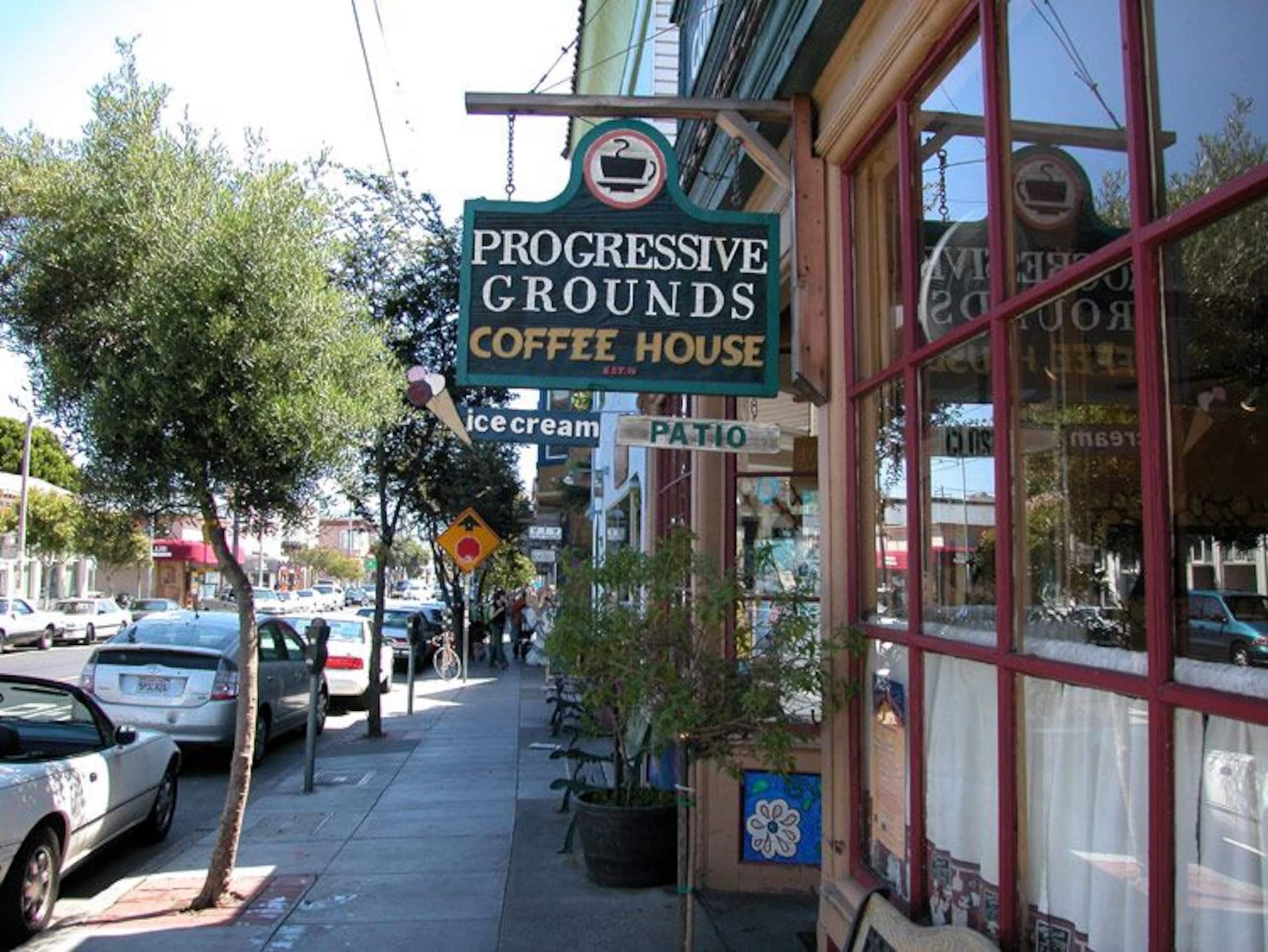 Home in San Francisco · ★4.93 · 2 bedrooms · 2 beds · 1 bath - Image 17